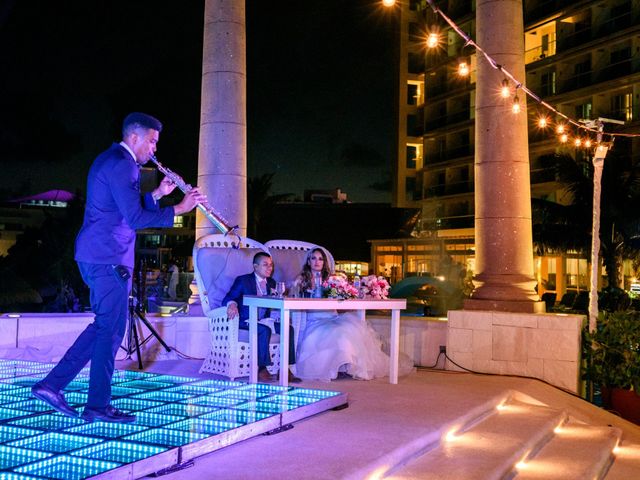 La boda de Elias  y Elizabeth  en Cancún, Quintana Roo 4