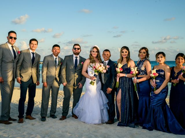 La boda de Elias  y Elizabeth  en Cancún, Quintana Roo 10