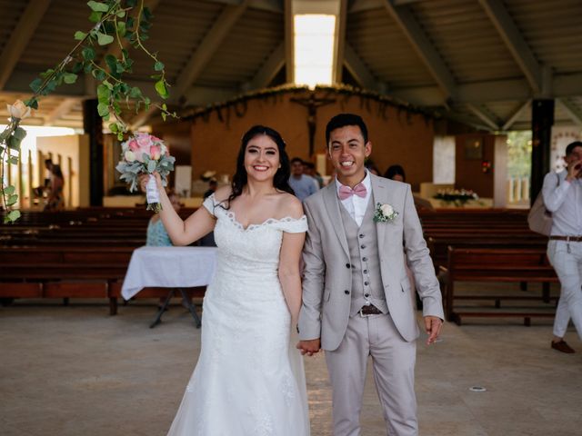 La boda de Osvaldo y Erika en Ixtapa Zihuatanejo, Guerrero 33