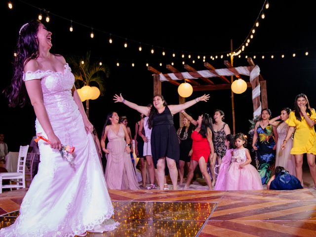 La boda de Osvaldo y Erika en Ixtapa Zihuatanejo, Guerrero 62