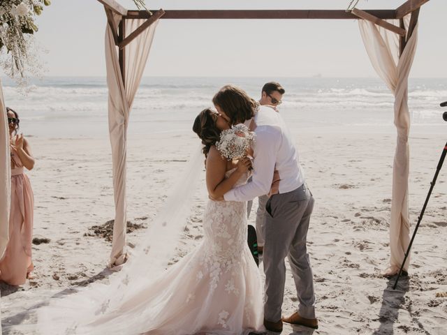 La boda de Brett  y Antonella en Rosarito, Baja California 3