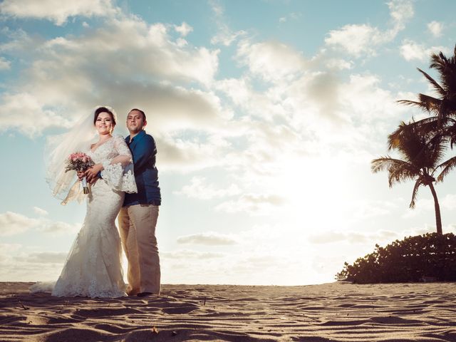 La boda de Carlos y Karen en Acapulco, Guerrero 19