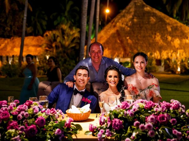 La boda de Erick y Raissa en Acapulco, Guerrero 32