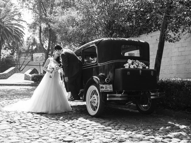 La boda de Carlos y Lydia en Coyoacán, Ciudad de México 12