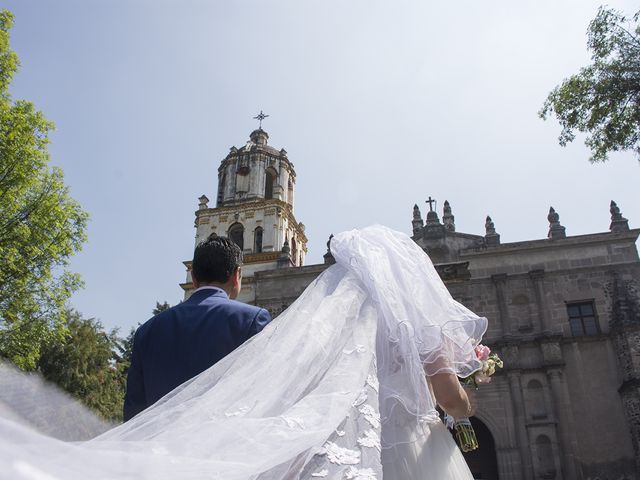 La boda de Carlos y Lydia en Coyoacán, Ciudad de México 22