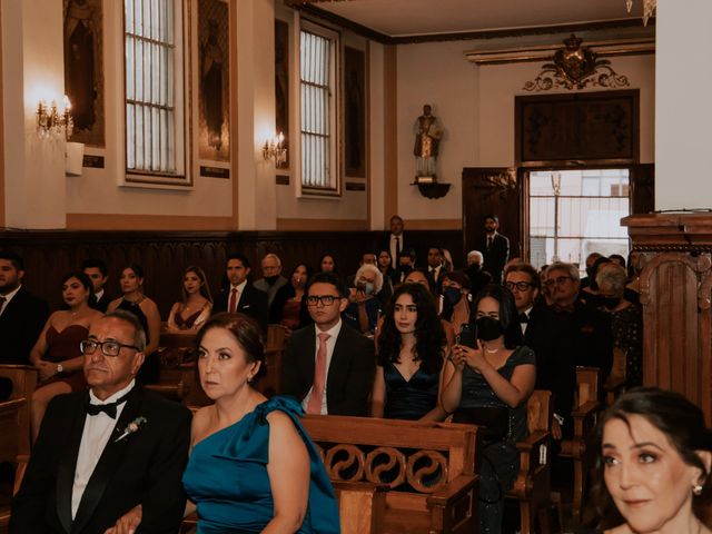 La boda de Alejandro y María en Cuauhtémoc, Ciudad de México 34