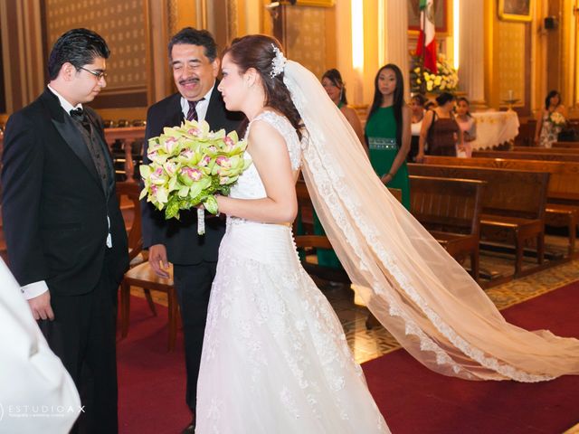 La boda de Julio y Anitzaren en Morelia, Michoacán 16