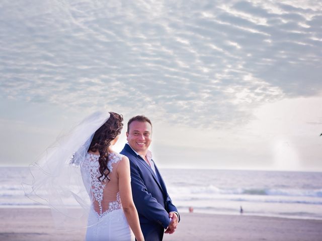 La boda de Ricardo y Ximena en Acapulco, Guerrero 36