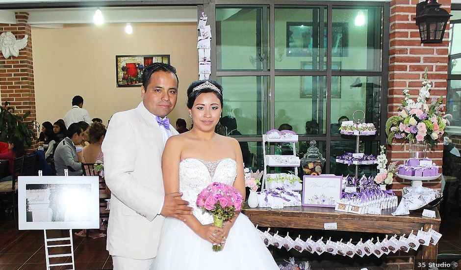 La boda de Othaniel y Elizabeth en Xochimilco, Ciudad de México