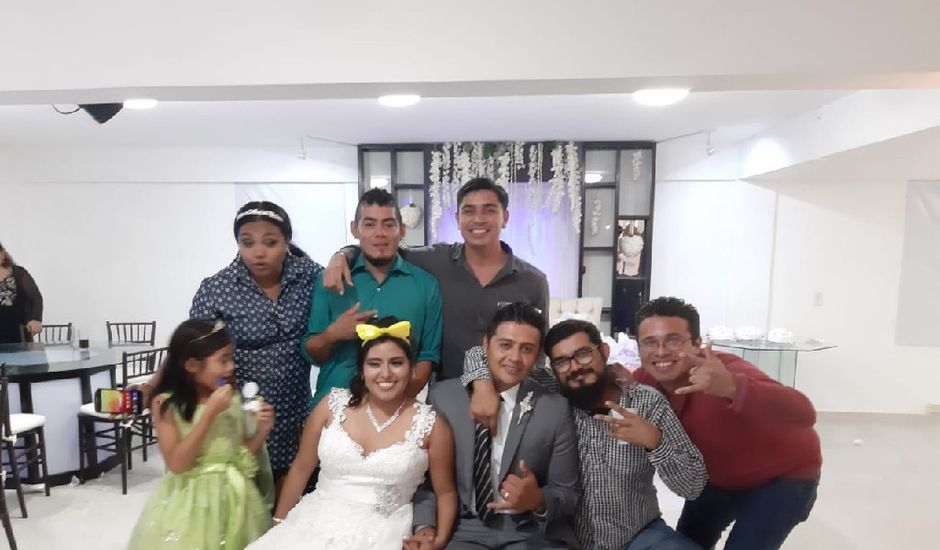 La boda de Emmanuel y Azucena en Ciudad Madero, Tamaulipas