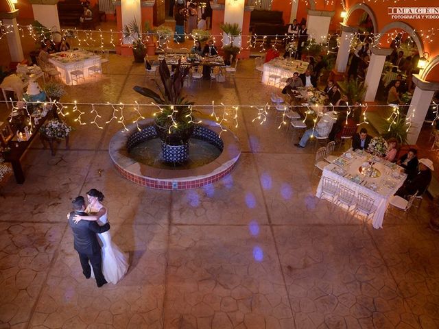 La boda de David y Evelyn en Comala, Colima 5