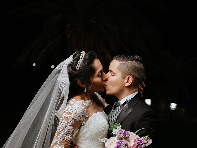 La boda de Carlos y Ixchel en Monterrey, Nuevo León 61