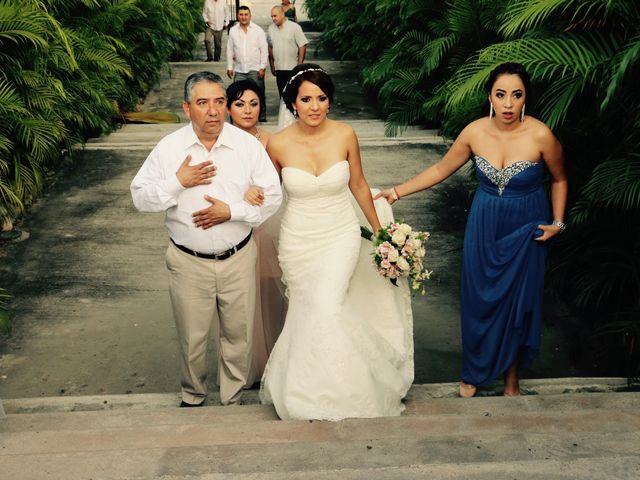 La boda de Miguel y Laura en Ixtapa Zihuatanejo, Guerrero 4