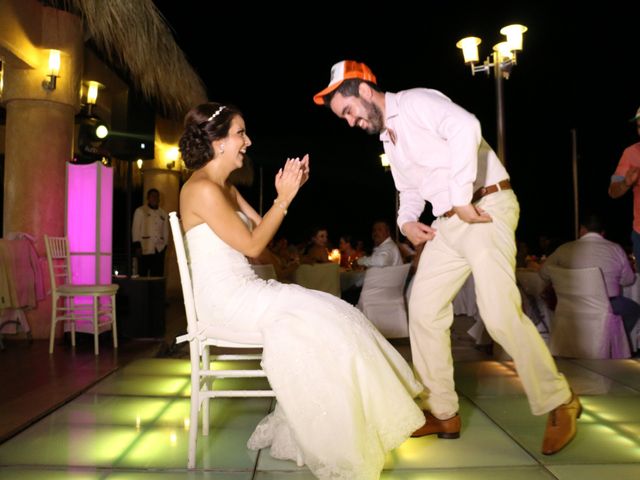 La boda de Miguel y Laura en Ixtapa Zihuatanejo, Guerrero 27
