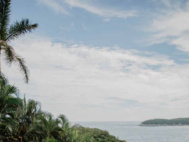 La boda de Jonathan y Arena en Huatulco, Oaxaca 39