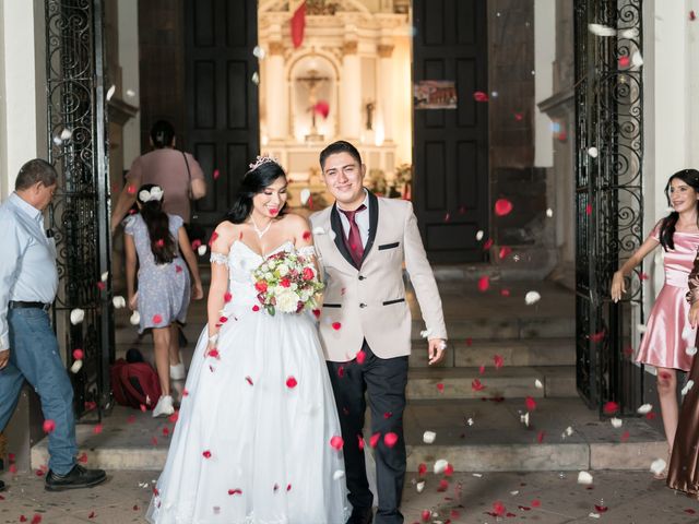 La boda de Mario y Yesi en Villa de Alvarez, Colima 4