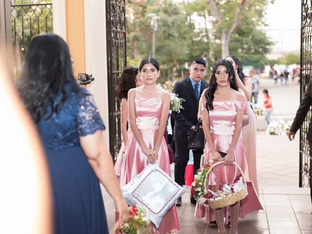 La boda de Mario y Yesi en Villa de Alvarez, Colima 12