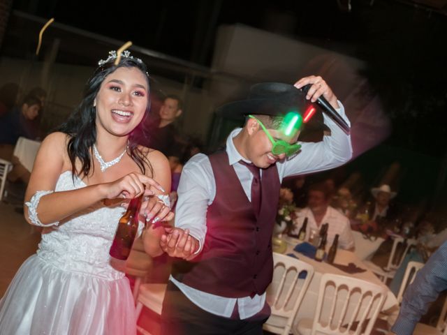 La boda de Mario y Yesi en Villa de Alvarez, Colima 14