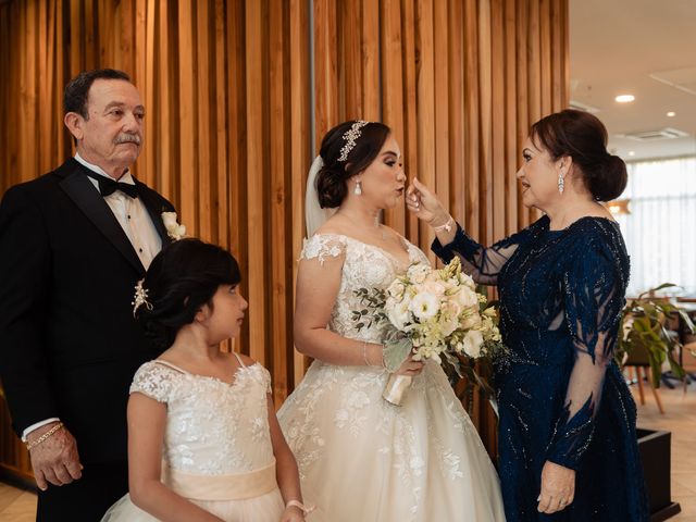 La boda de Mario y Leslye en Tampico, Tamaulipas 21