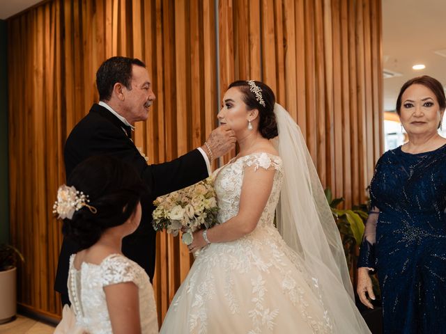 La boda de Mario y Leslye en Tampico, Tamaulipas 22