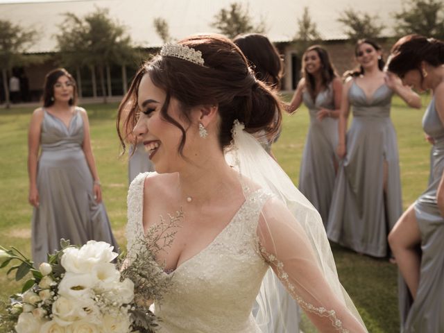 La boda de Diego  y Karla  en Torreón, Coahuila 4