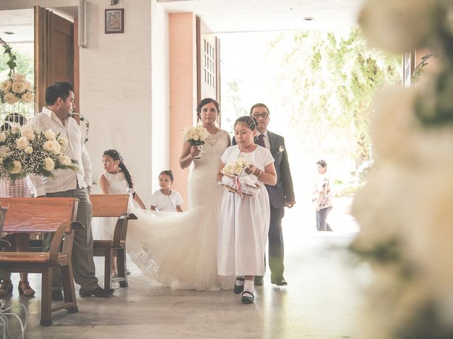 La boda de Enrique y Berenice en Tequesquitengo, Morelos 15