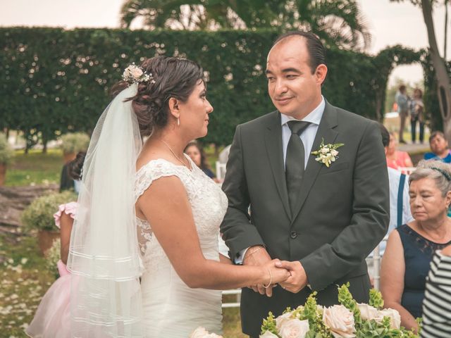 La boda de Enrique y Berenice en Tequesquitengo, Morelos 30