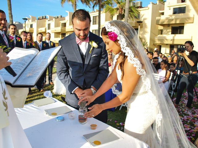 La boda de Derek y Karla en Ensenada, Baja California 12
