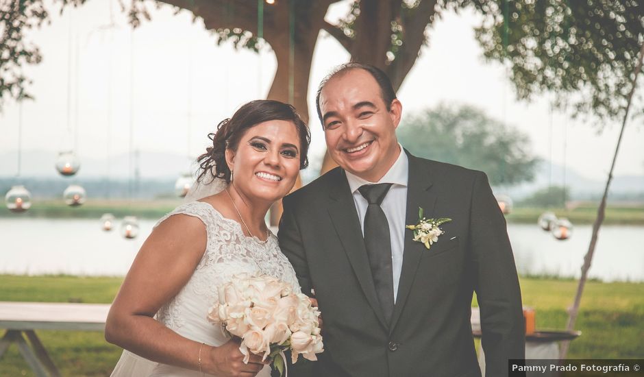 La boda de Enrique y Berenice en Tequesquitengo, Morelos