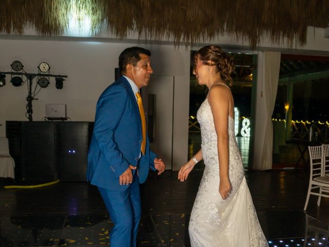 La boda de Arturo y Daniela en Acapulco, Guerrero 4