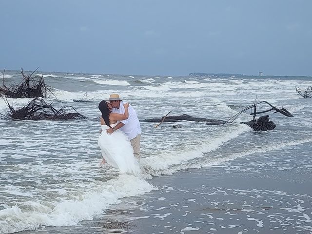 La boda de Omar y Gina  en Alvarado, Veracruz 3