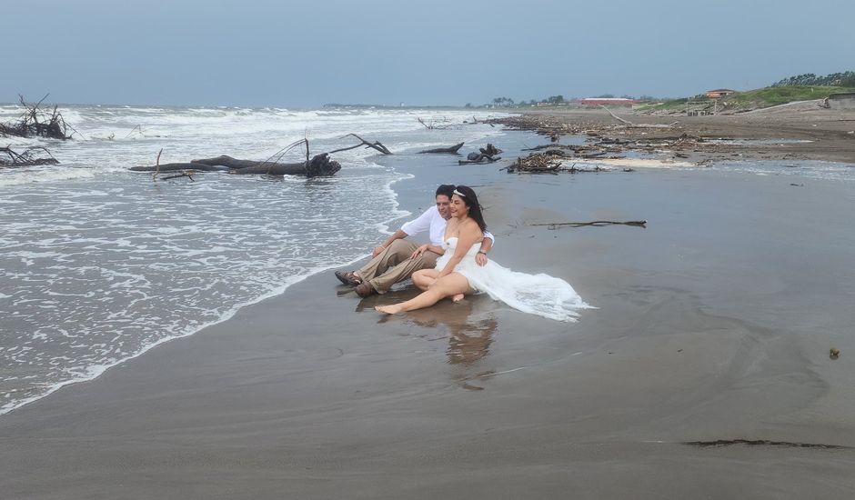 La boda de Omar y Gina  en Alvarado, Veracruz