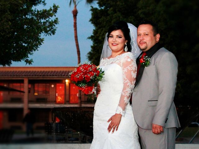 La boda de César y Margarita en Mexicali, Baja California 5