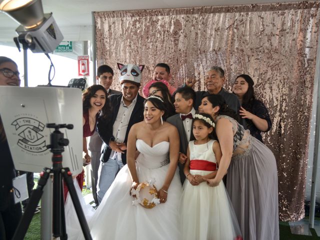 La boda de Salvador y Estefania en Ensenada, Baja California 32