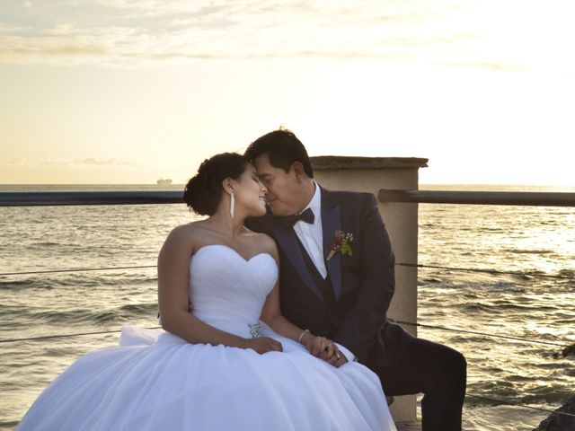 La boda de Salvador y Estefania en Ensenada, Baja California 33