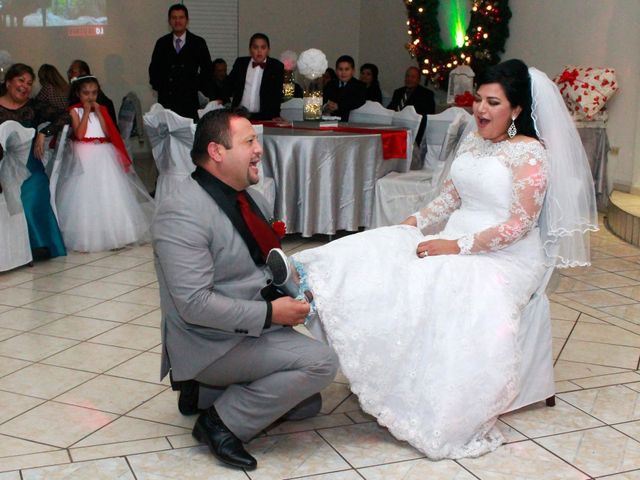 La boda de César y Margarita en Mexicali, Baja California 16