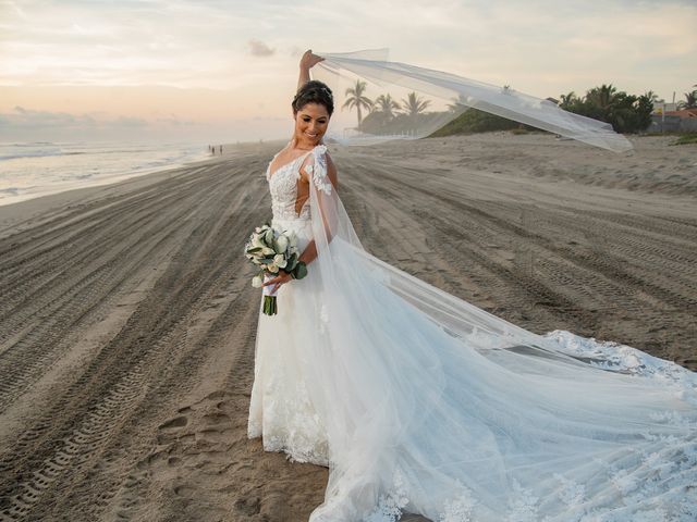 La boda de Salvador y Laura en Acapulco, Guerrero 19