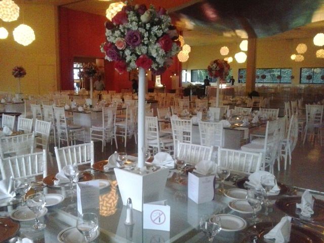 La boda de Carlos  y Fabiola  en Chiautempan, Tlaxcala 18