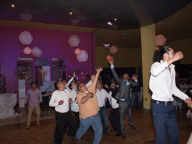 La boda de Carlos  y Fabiola  en Chiautempan, Tlaxcala 30