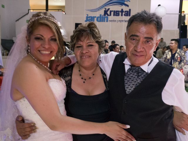 La boda de Daniel y Mayra en Ecatepec, Estado México 17