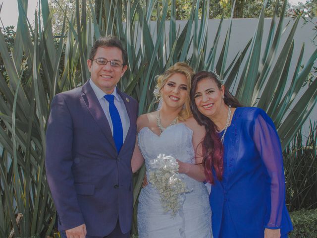 La boda de Juan Ignacio  y Montserrat  en Álvaro Obregón, Ciudad de México 23
