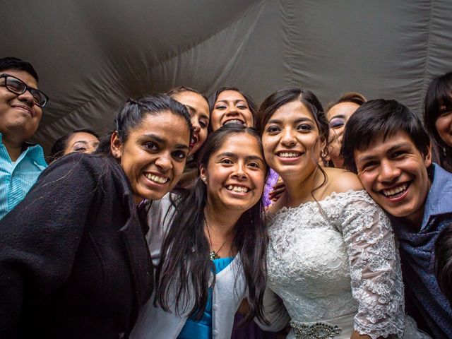 La boda de Carlos y Claudia  en Guanajuato, Guanajuato 49