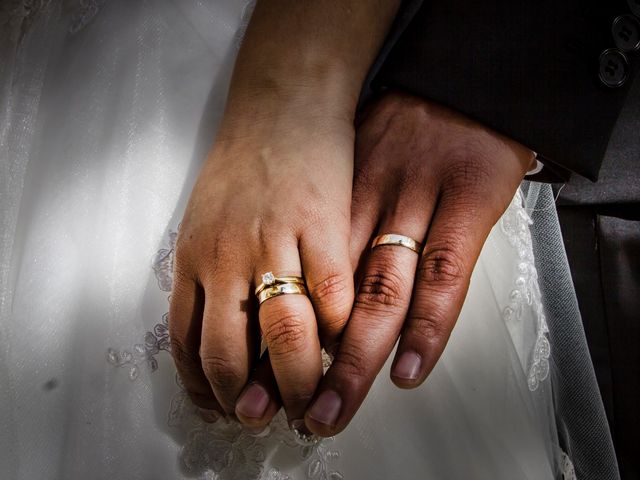 La boda de Carlos y Claudia  en Guanajuato, Guanajuato 68