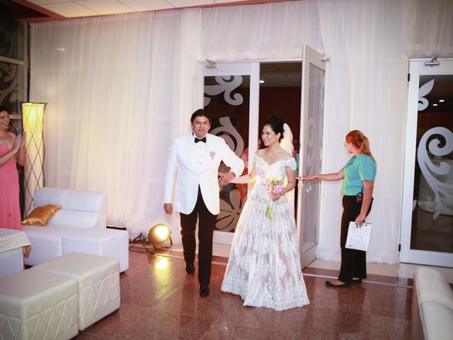 La boda de Homero y Ogarita en Tampico, Tamaulipas 35