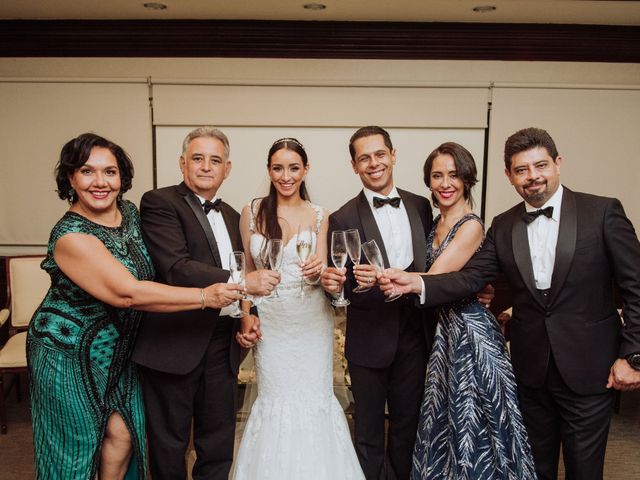 La boda de César y Ale en San Pedro Garza García, Nuevo León 57