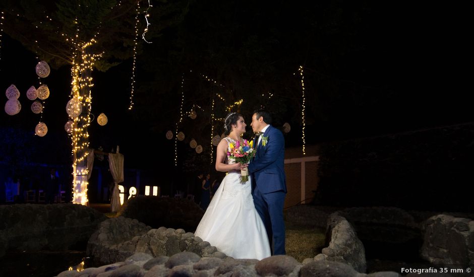 La boda de Uriel y Gloria en Toluca, Estado México