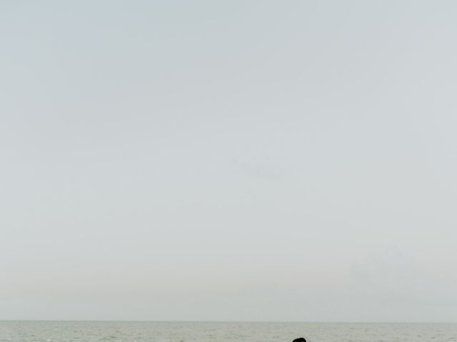La boda de Miguel y Daniela en Cancún, Quintana Roo 25