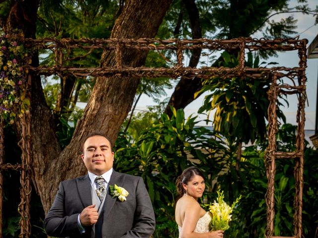 La boda de David y Linda en Temixco, Morelos 14