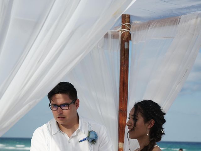 La boda de Francisco Alfonso  y Ana Lilia  en Cancún, Quintana Roo 19