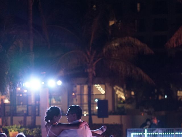 La boda de Francisco Alfonso  y Ana Lilia  en Cancún, Quintana Roo 35